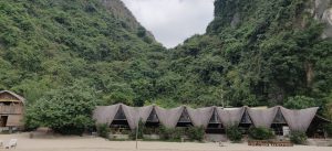 Read more about the article Castaway Island Resort Cát Bà – Đánh giá chất lượng, giá phòng