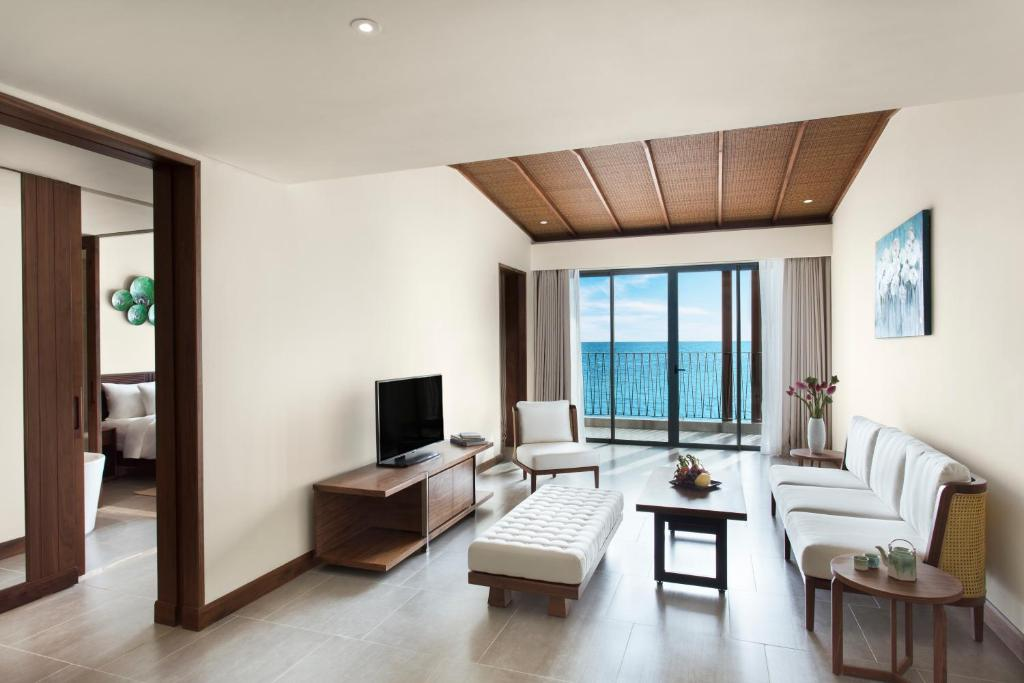 Không gian và phong cách thiết kế của hạng phòng Executive Suite tại Resort Dusit Phú Quốc