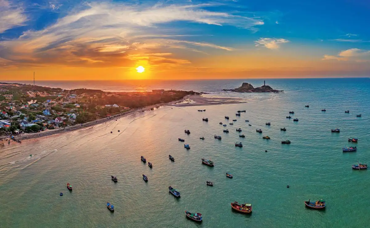 Read more about the article 10 Resort Phan Thiết giá rẻ có hồ bơi riêng view biển tuyệt đẹp